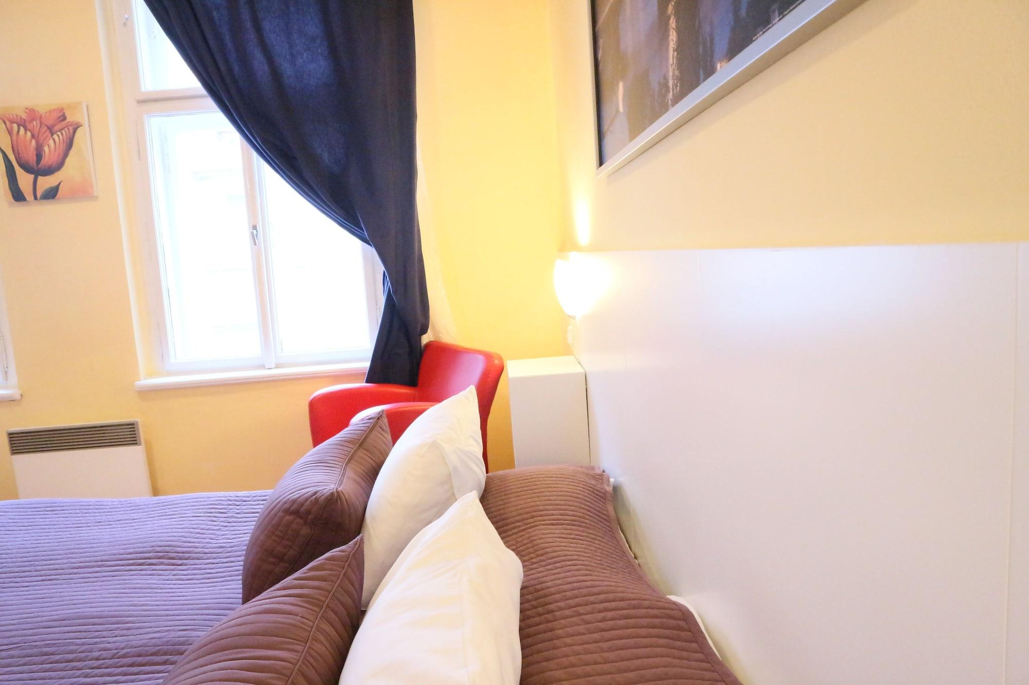 City Lounge Crown Hotel Praag Buitenkant foto