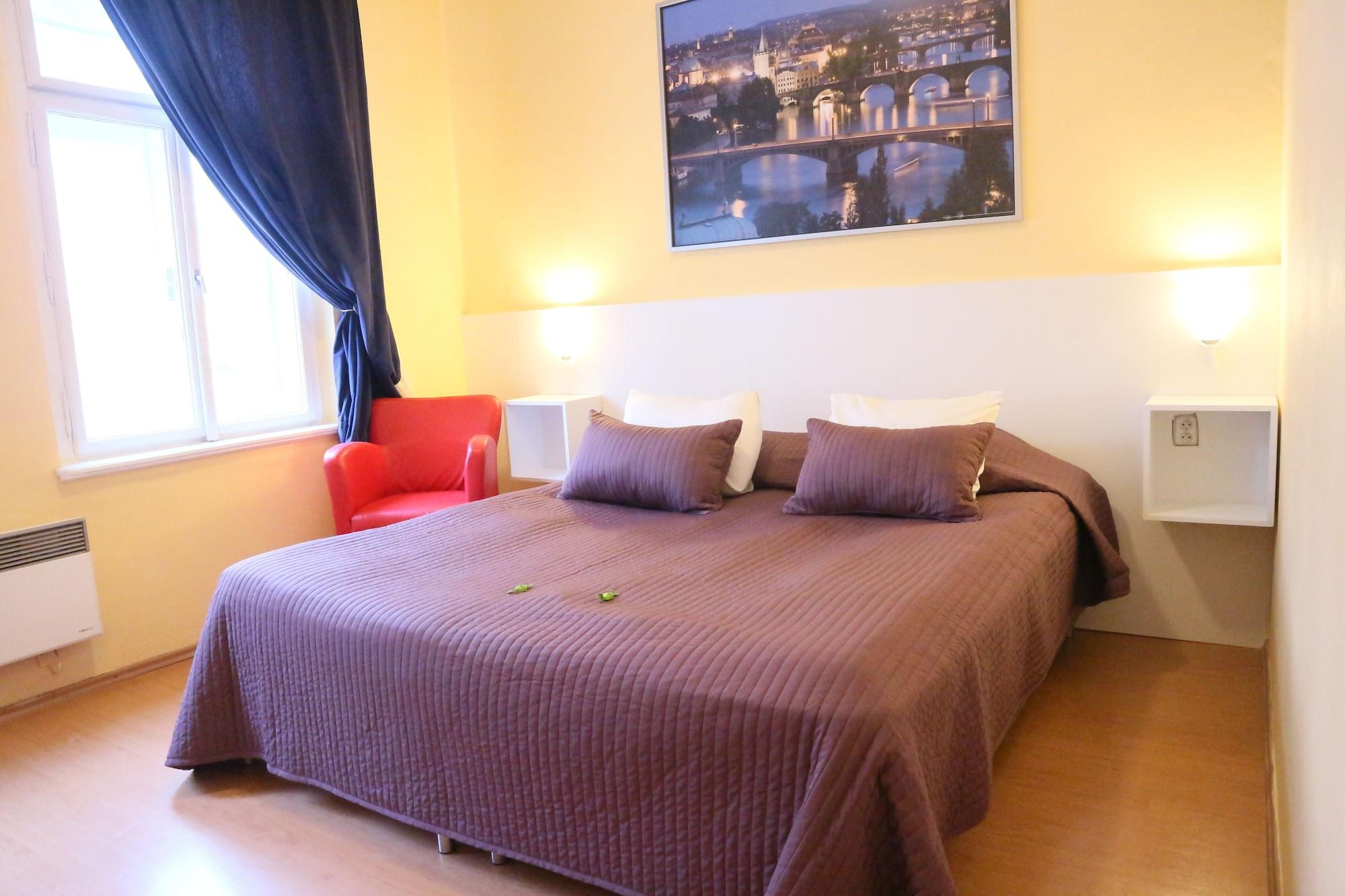City Lounge Crown Hotel Praag Buitenkant foto
