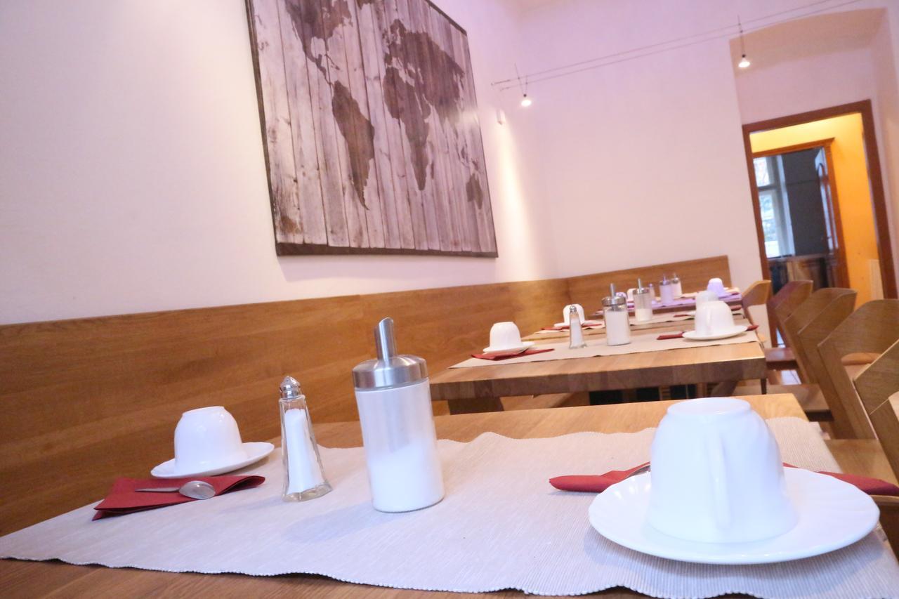 City Lounge Crown Hotel Praag Buitenkant foto