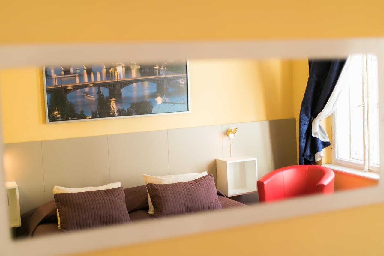City Lounge Crown Hotel Praag Buitenkant foto